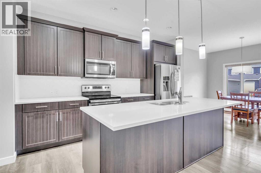 52 Red Embers Manor NE - 7