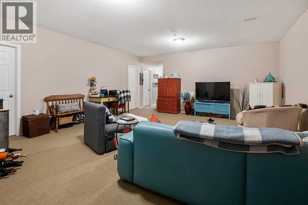 60 Chapala Square SE - 26