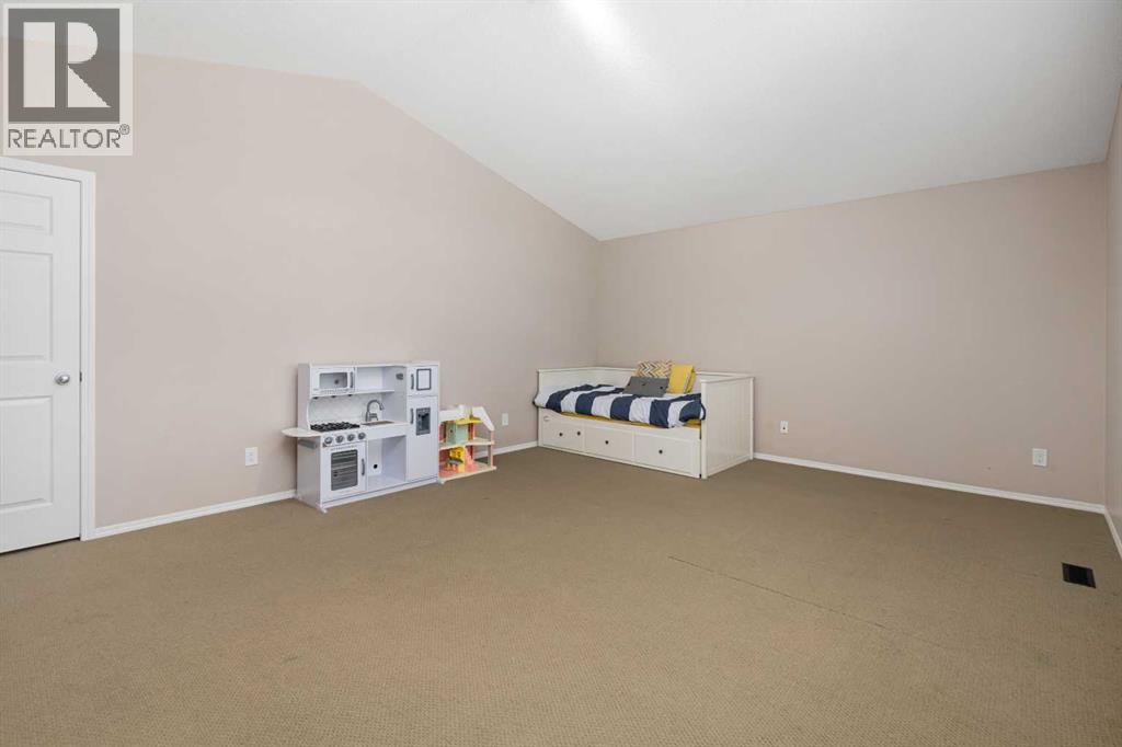 60 Chapala Square SE - 17