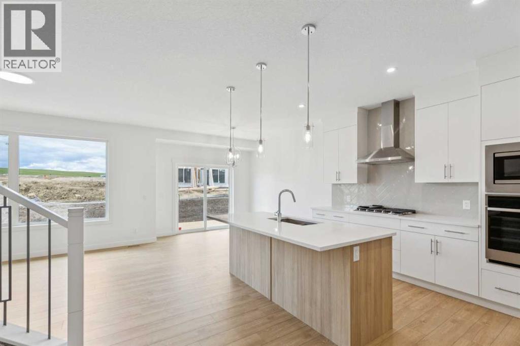 155 Vantage Crescent SW - 6