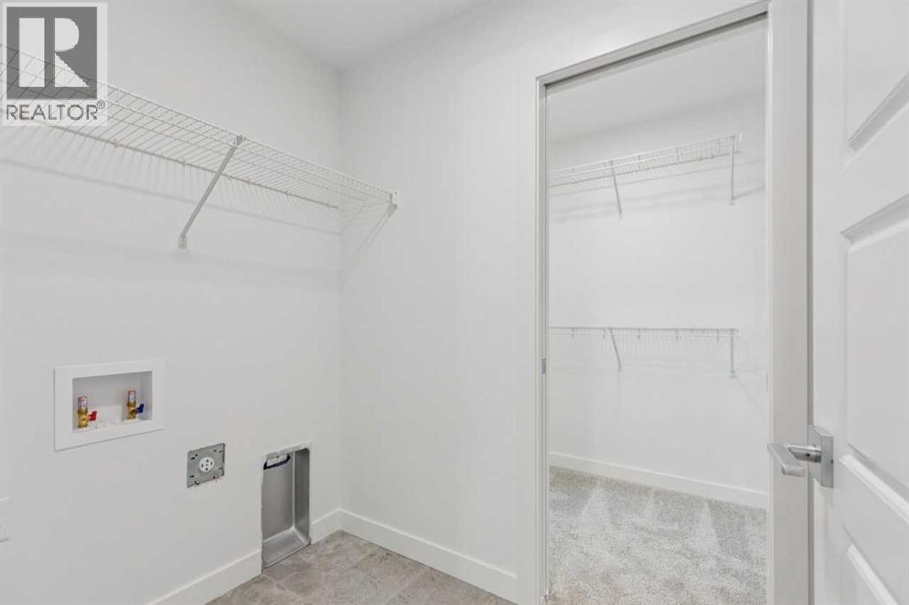 155 Vantage Crescent SW - 37