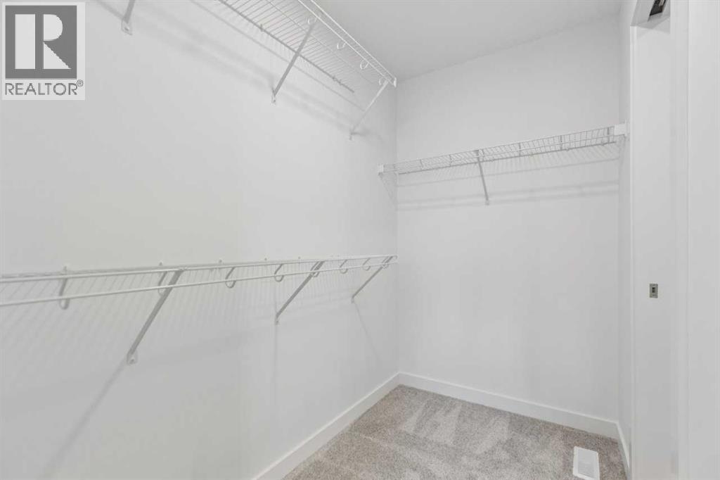 155 Vantage Crescent SW - 29