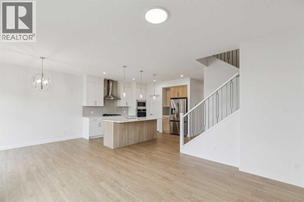155 Vantage Crescent SW - 19