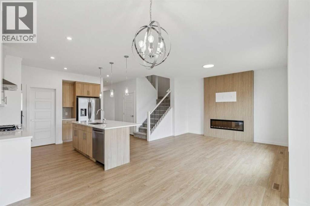 155 Vantage Crescent SW - 18