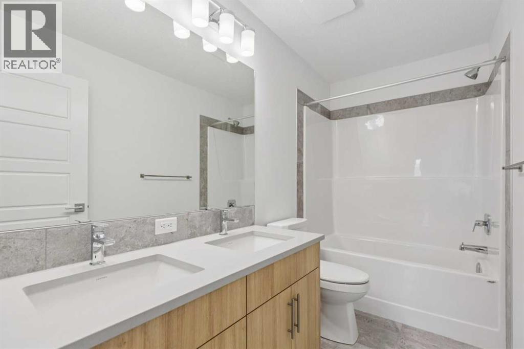 155 Vantage Crescent SW - 36