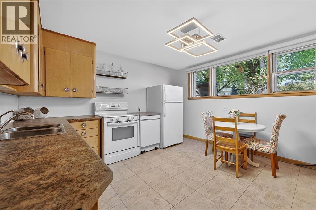 3723 2 Street NW - 33