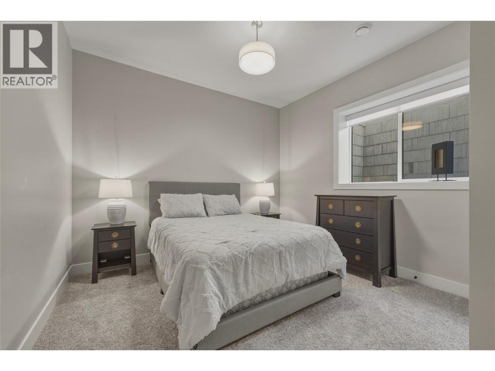 10282 Long Road - 11