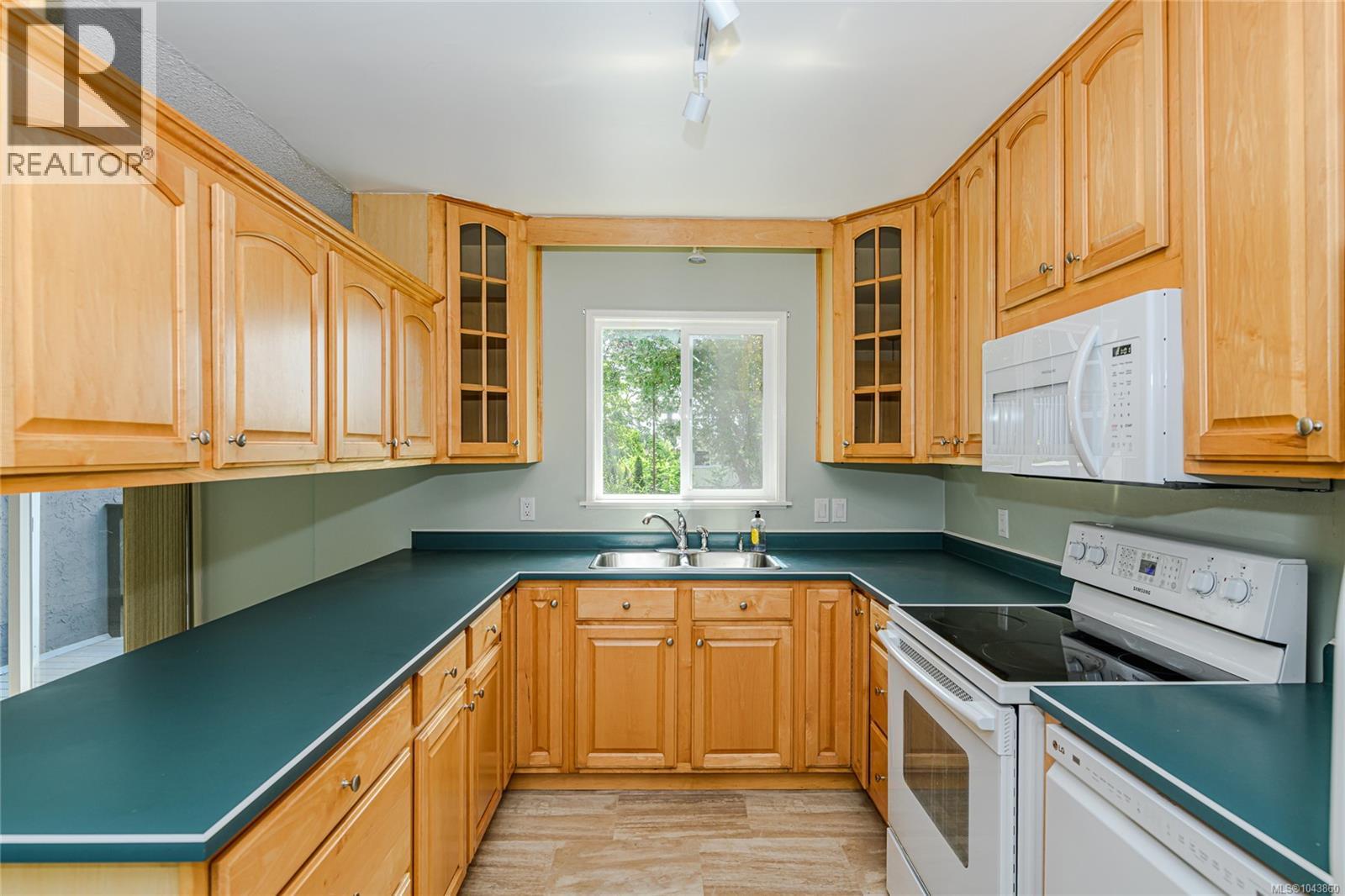 2817 Adelaide Ave - 10