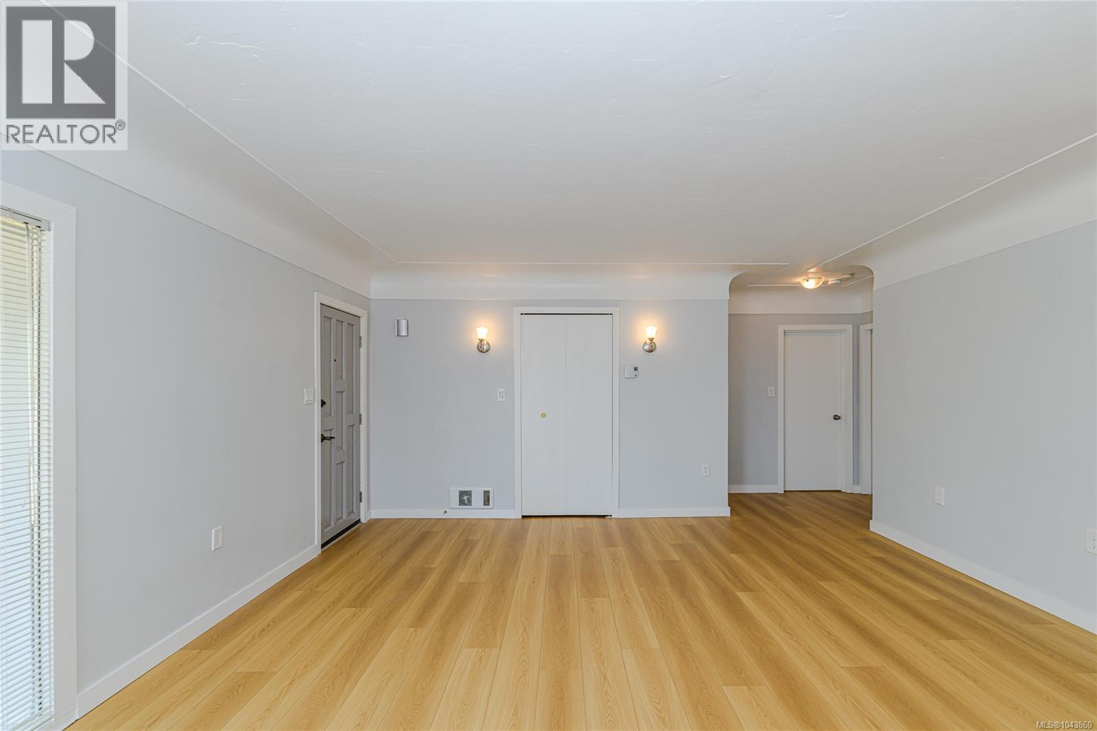 2817 Adelaide Ave - 3