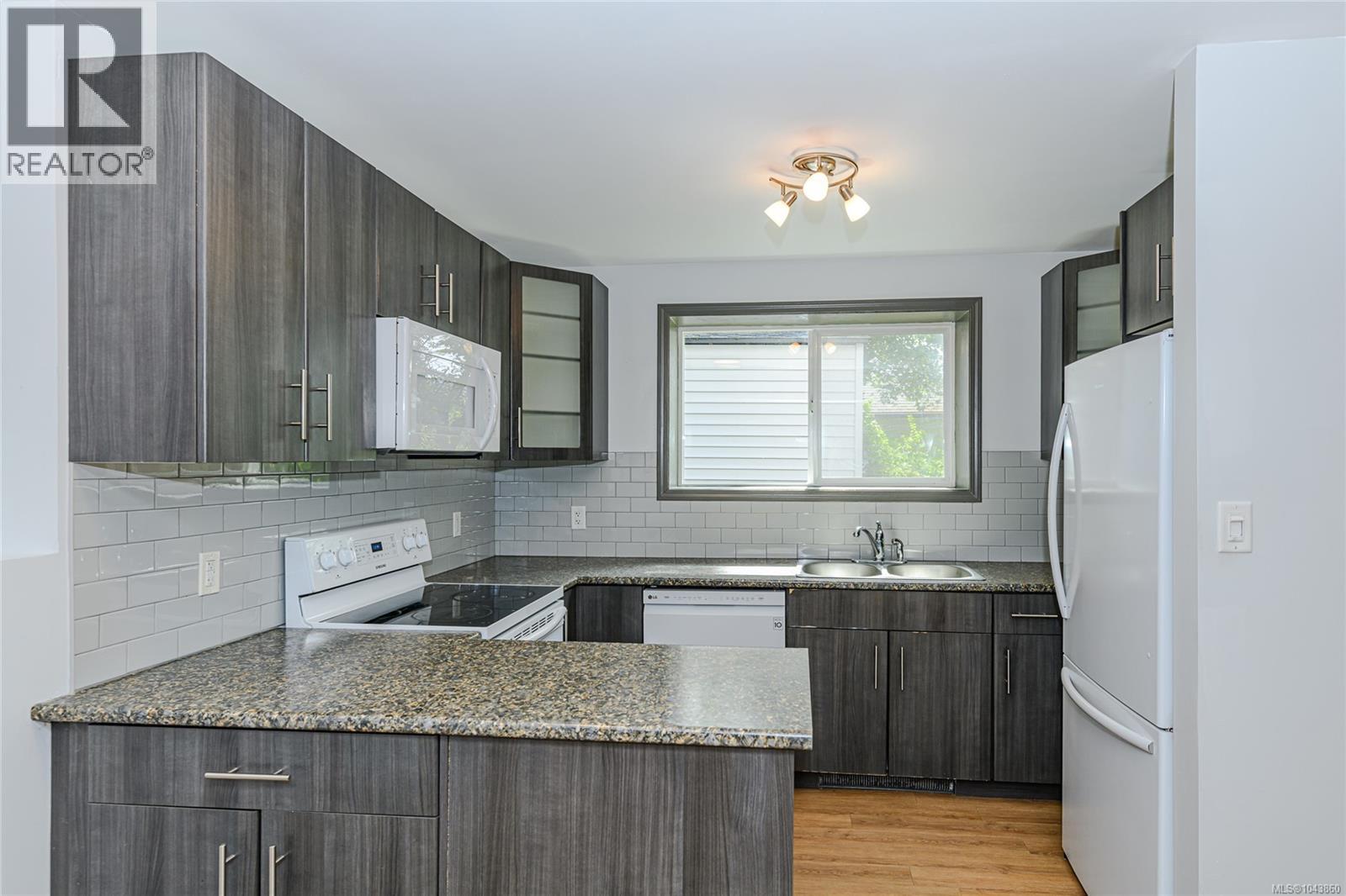 2817 Adelaide Ave - 31