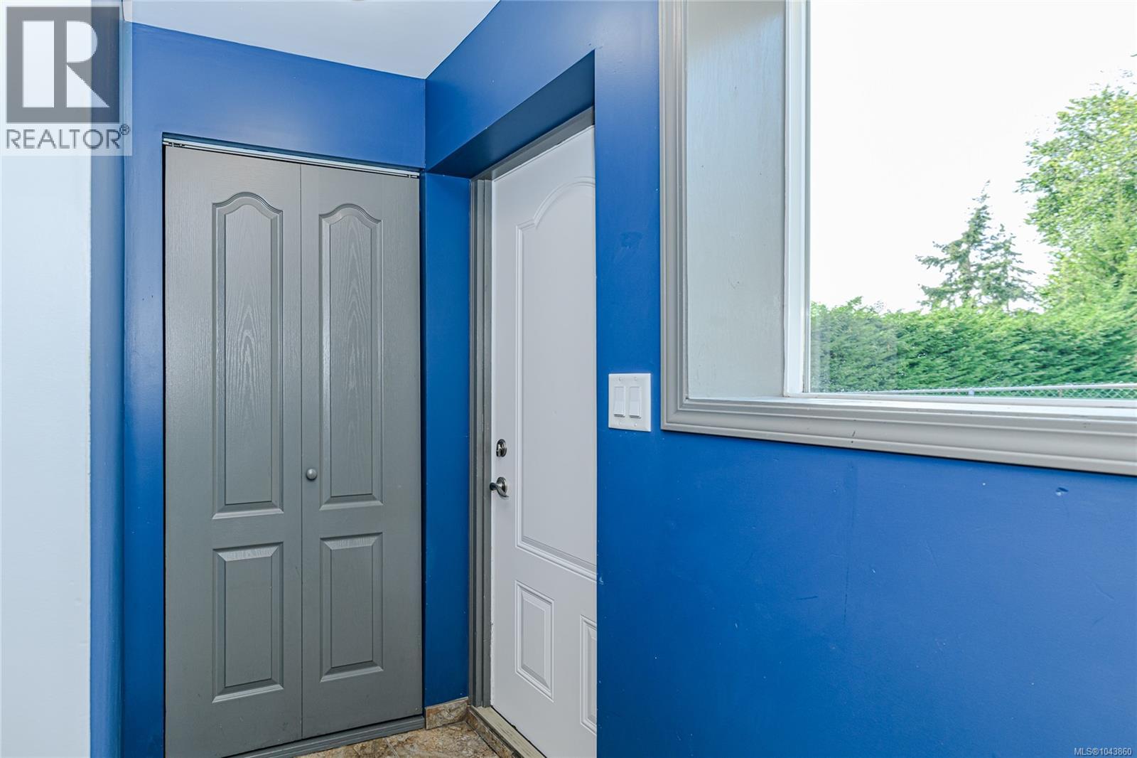 2817 Adelaide Ave - 35