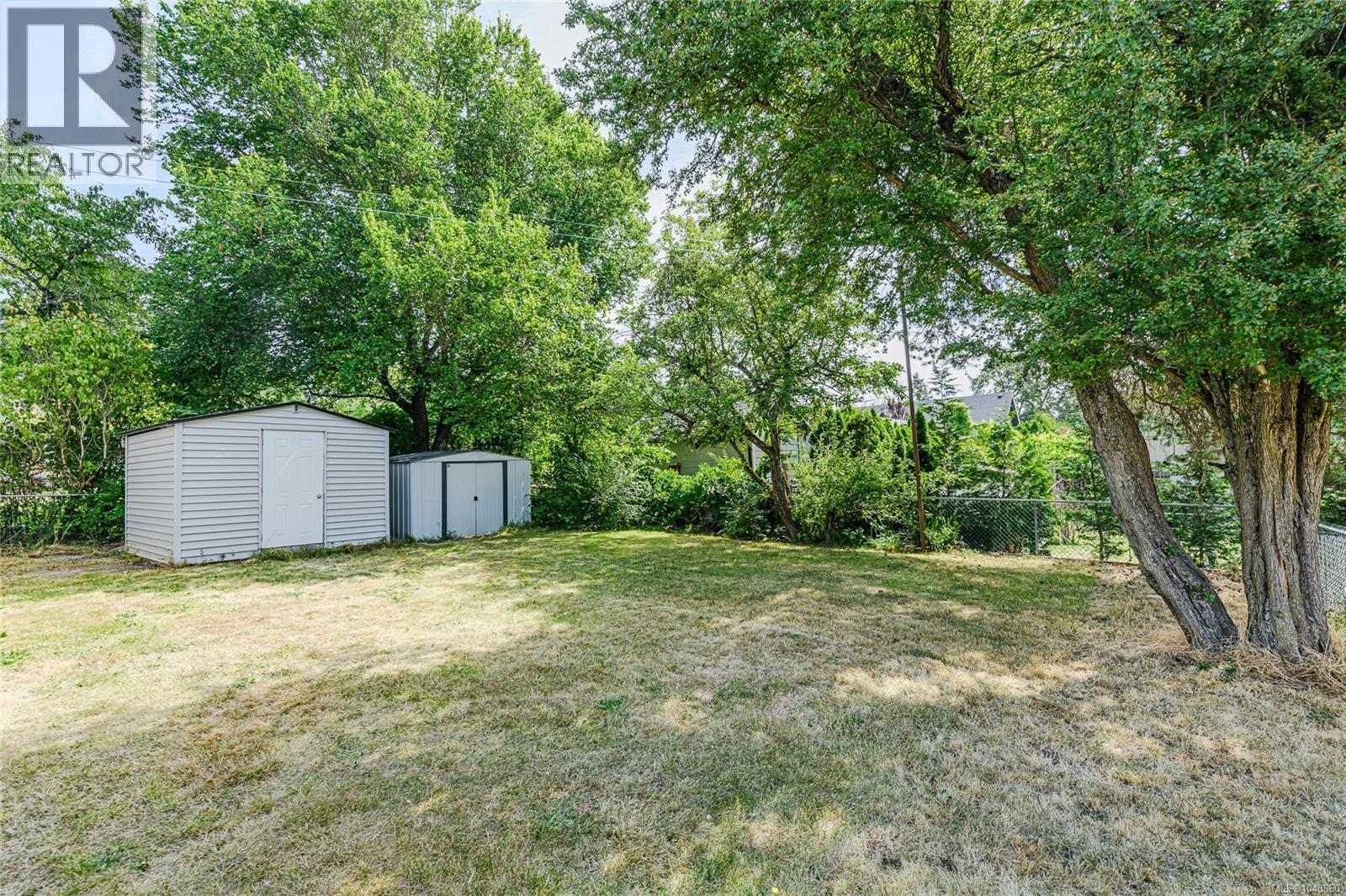 2817 Adelaide Ave - 38