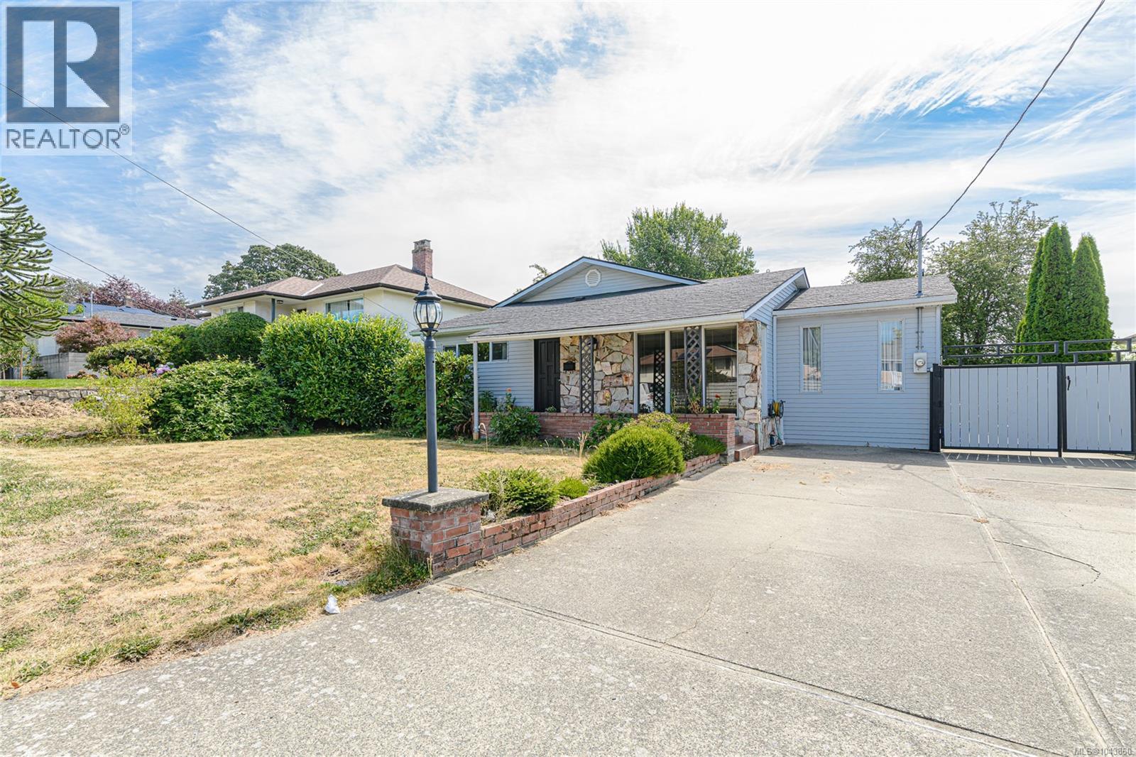 2817 Adelaide Ave - 40