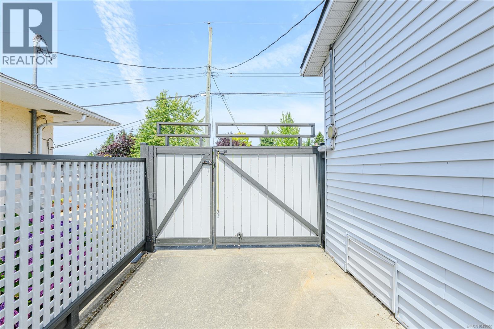 2817 Adelaide Ave - 42