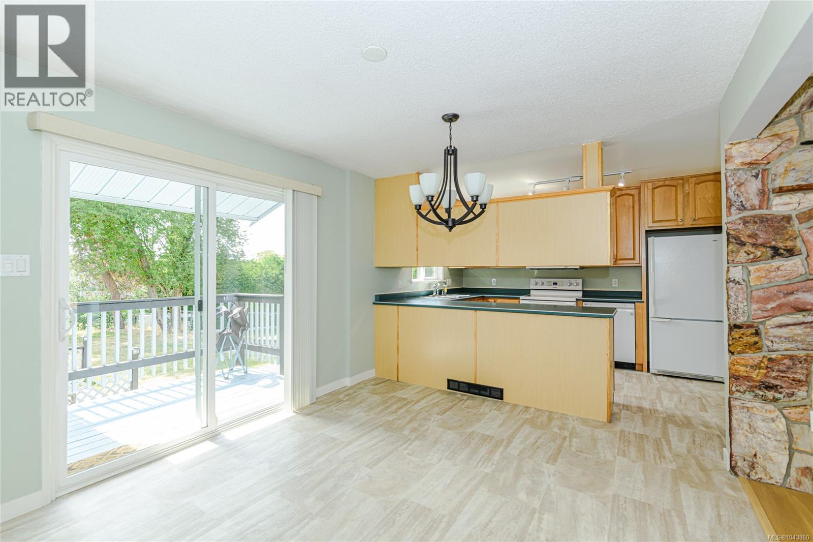 2817 Adelaide Ave - 7