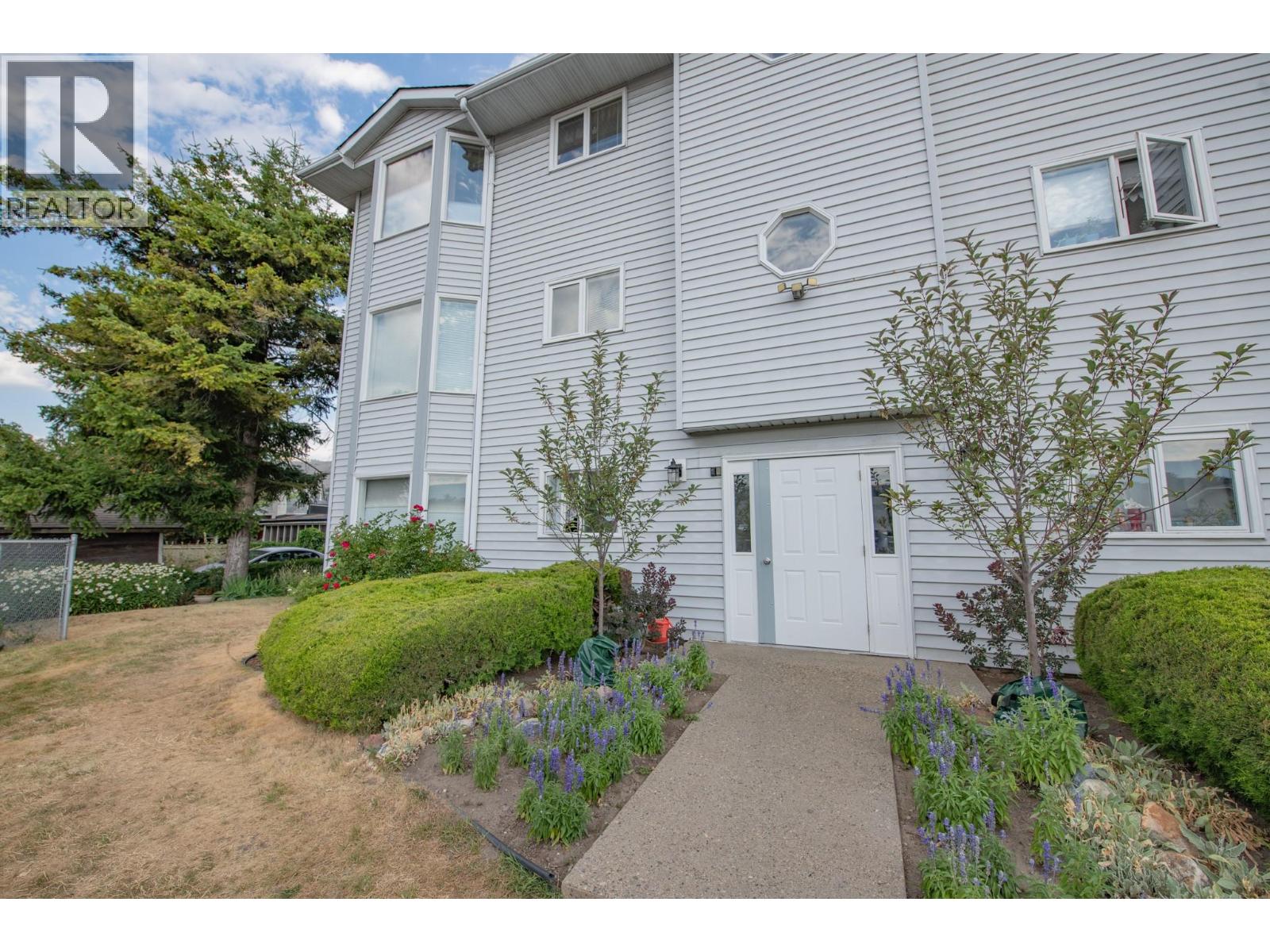 #203 4000 27 Avenue - 40