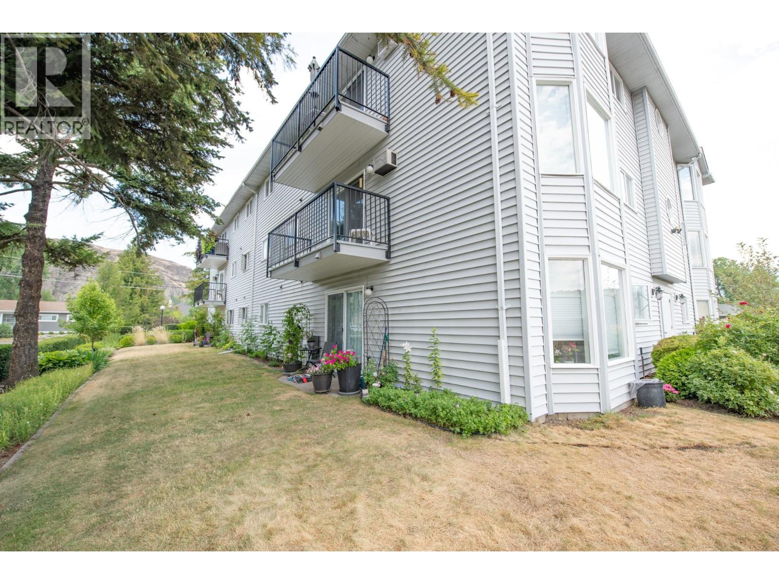 #203 4000 27 Avenue - 41