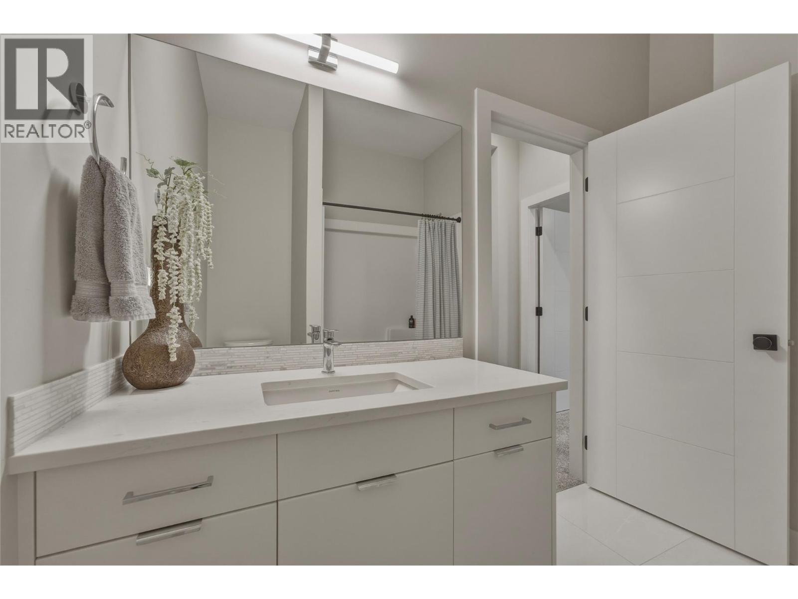 10282 Long Road - 13