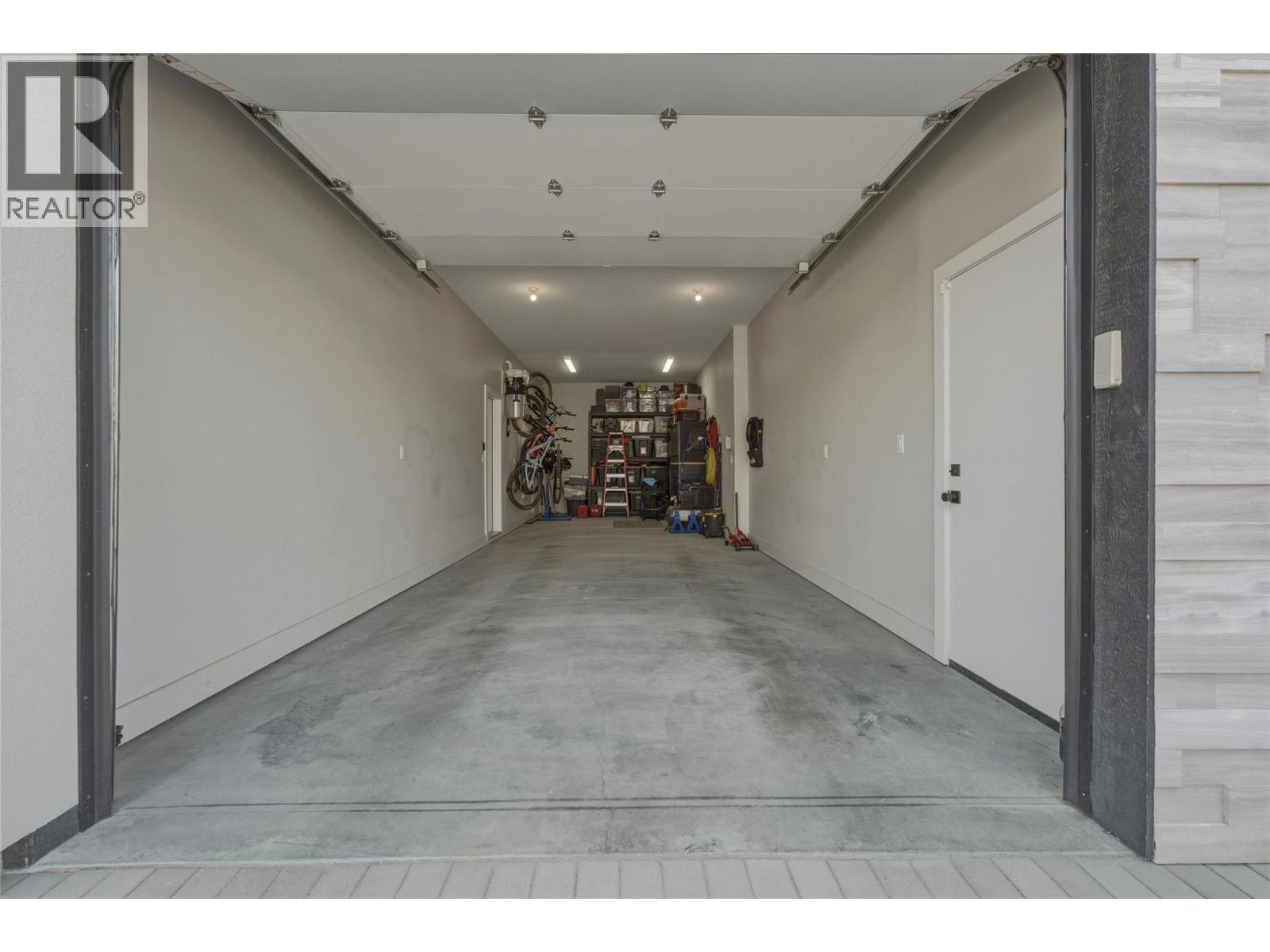 10282 Long Road - 52