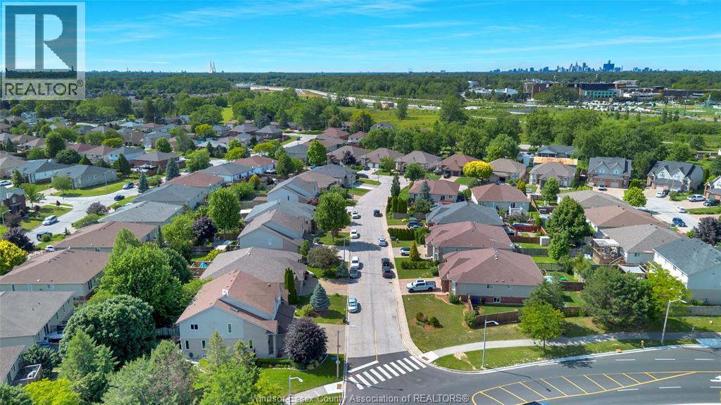 1545 VOLLANS STREET - 32