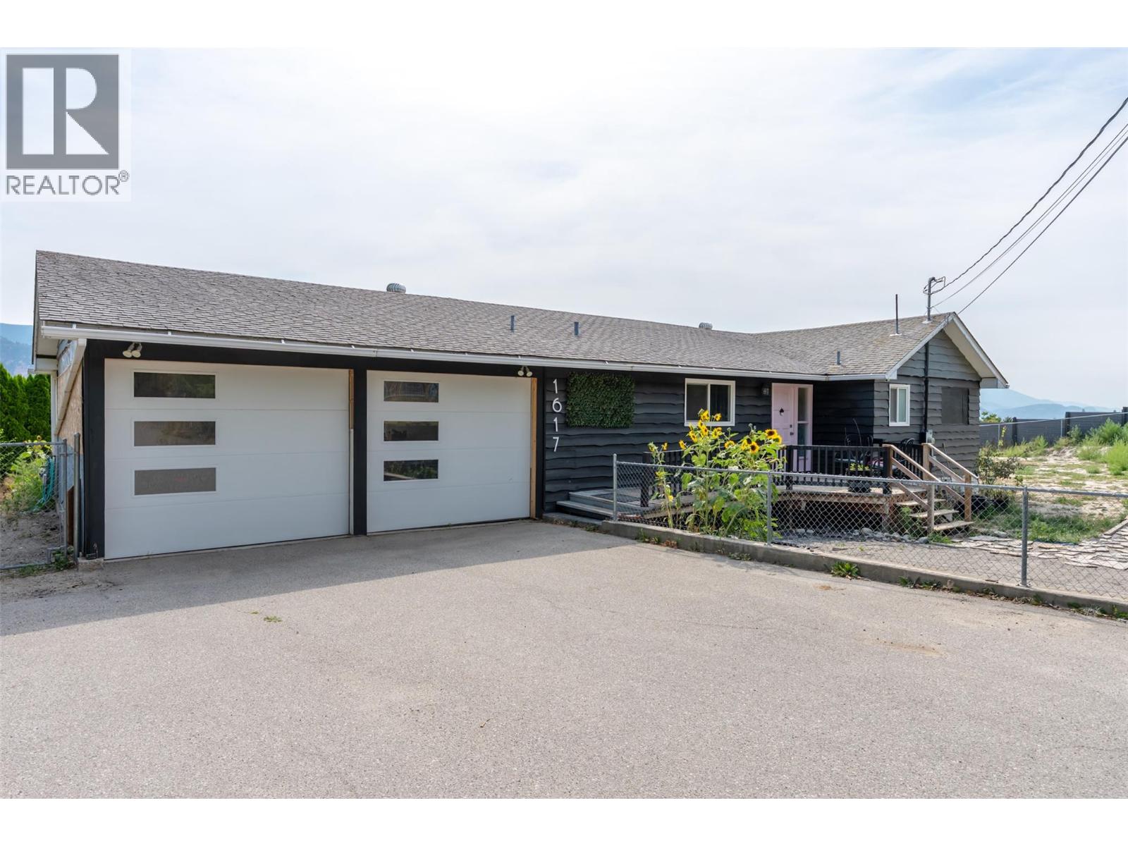 1617 SPARTON Drive, Penticton