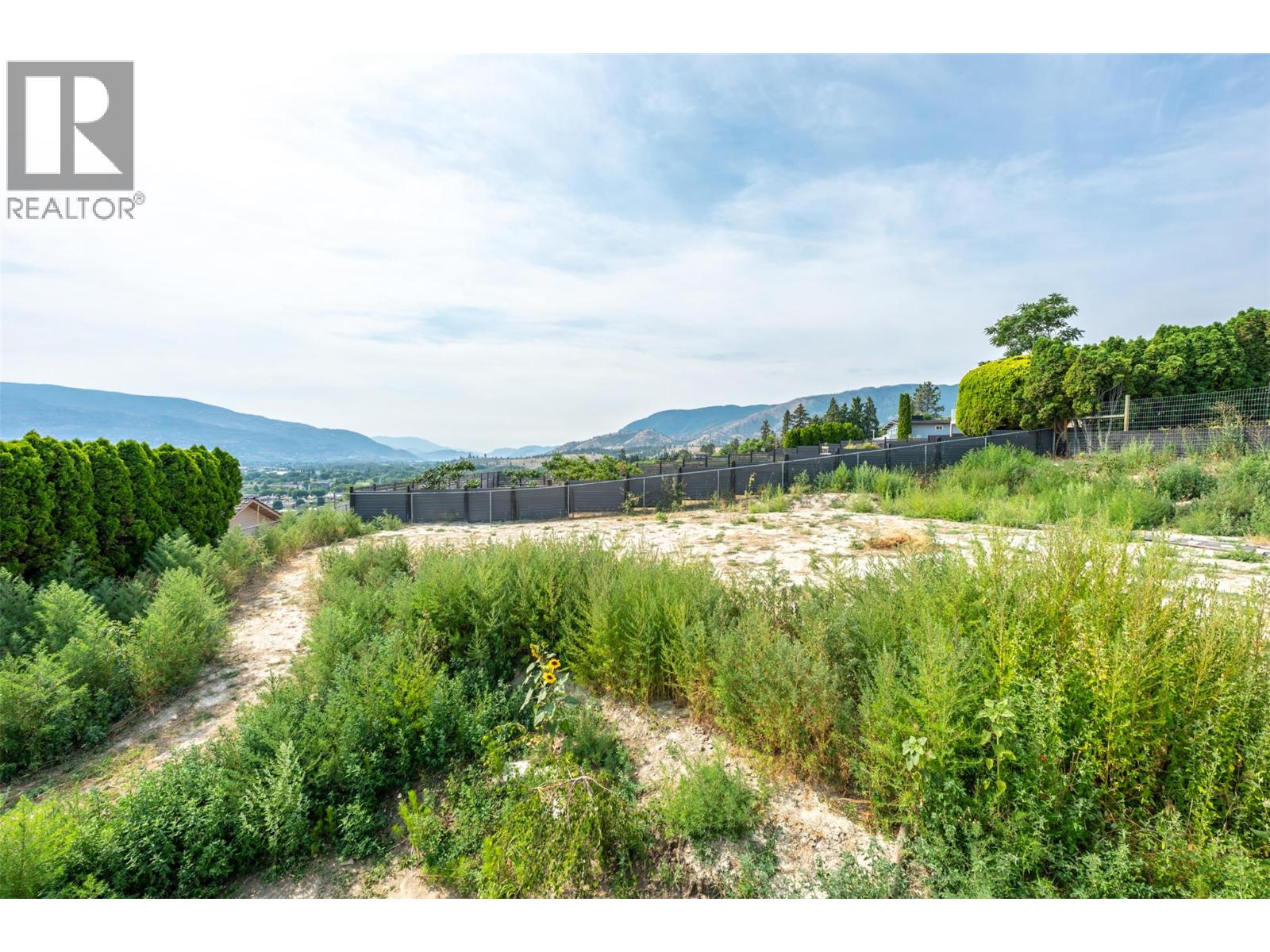 1617 SPARTON Drive, Penticton