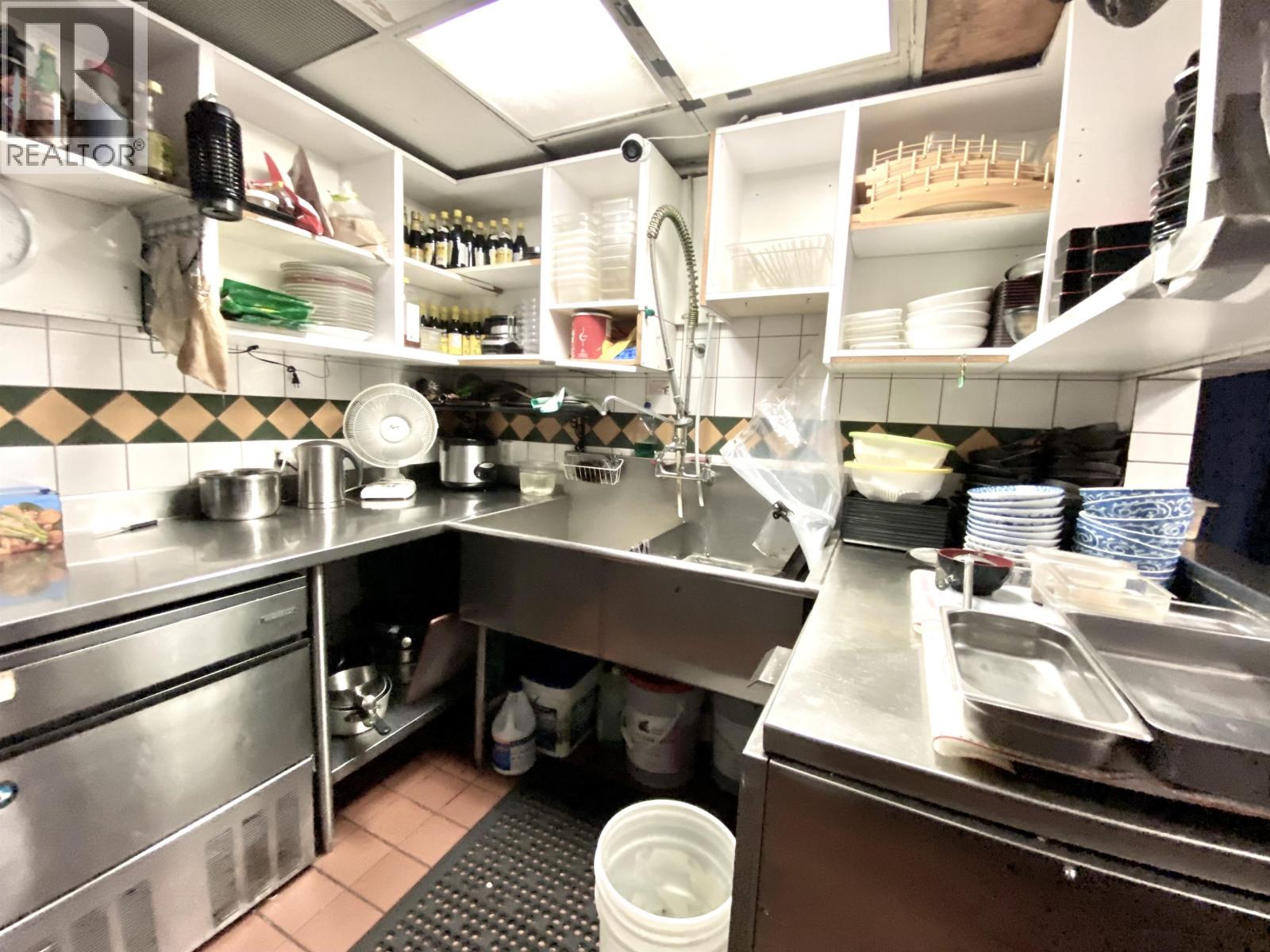 Business for Sale in Vancouver – 1741 ROBSON STREET, Vancouver – MLS# C8078599 - Image 7