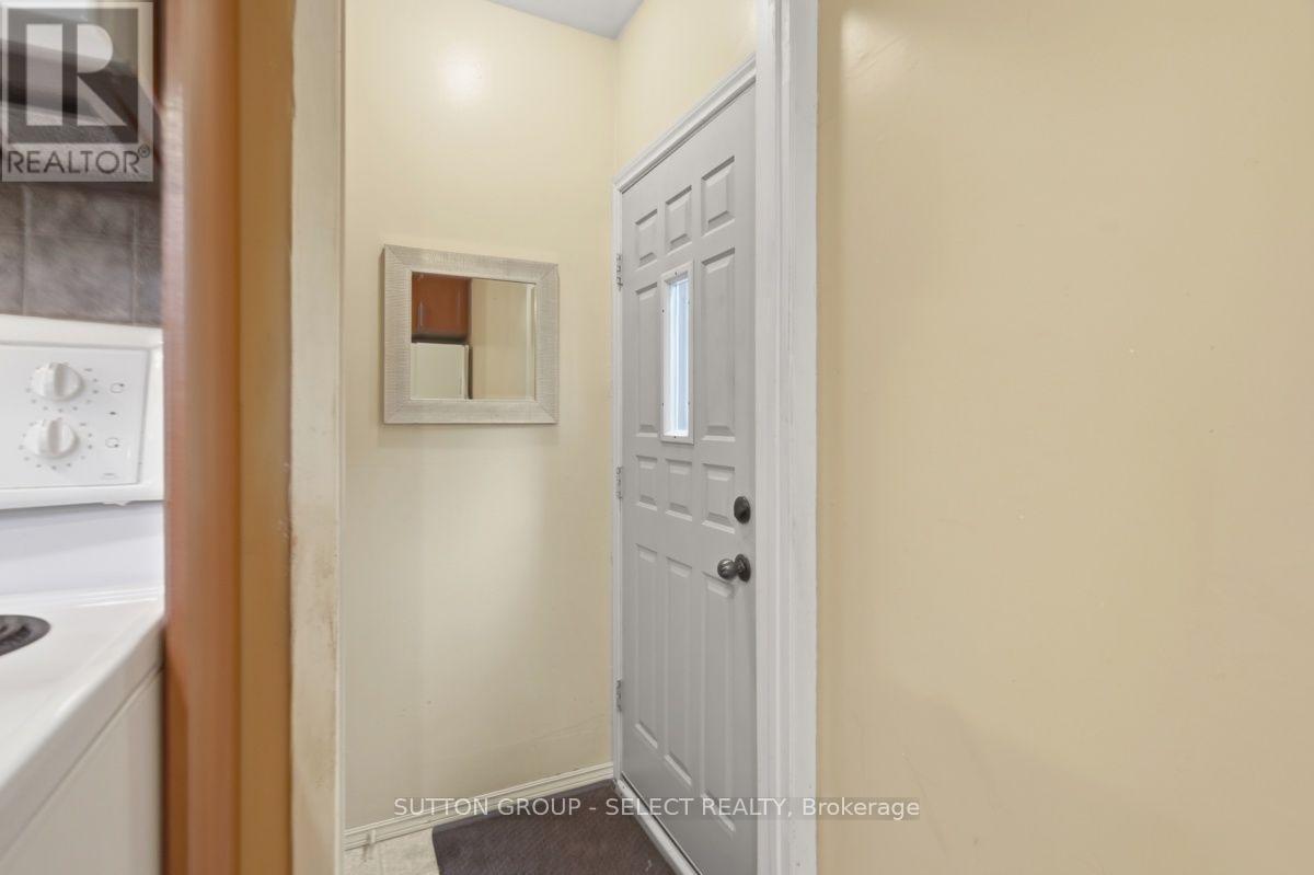 643 WIDMORE DRIVE - 29