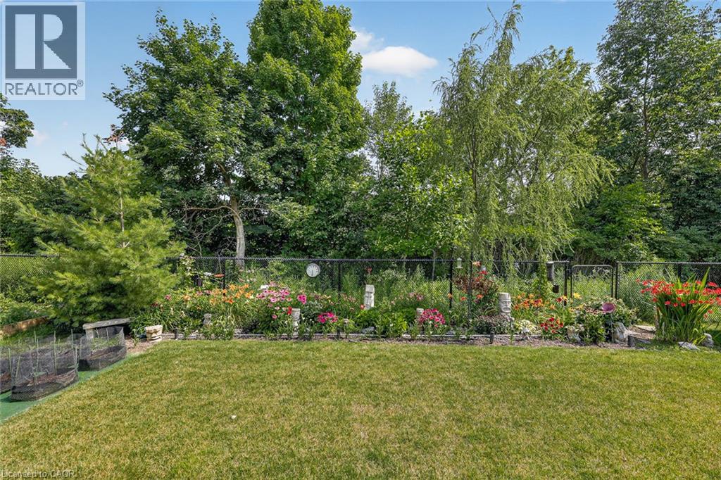 349 MASTERS Drive - Image 46