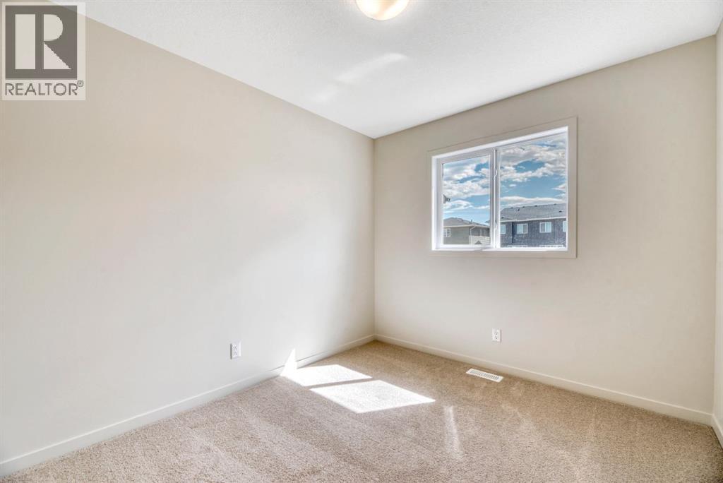 296 Marmot Grove NW - 28