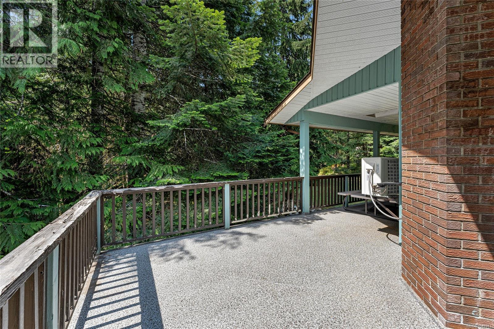 6560 McLean Rd - 23