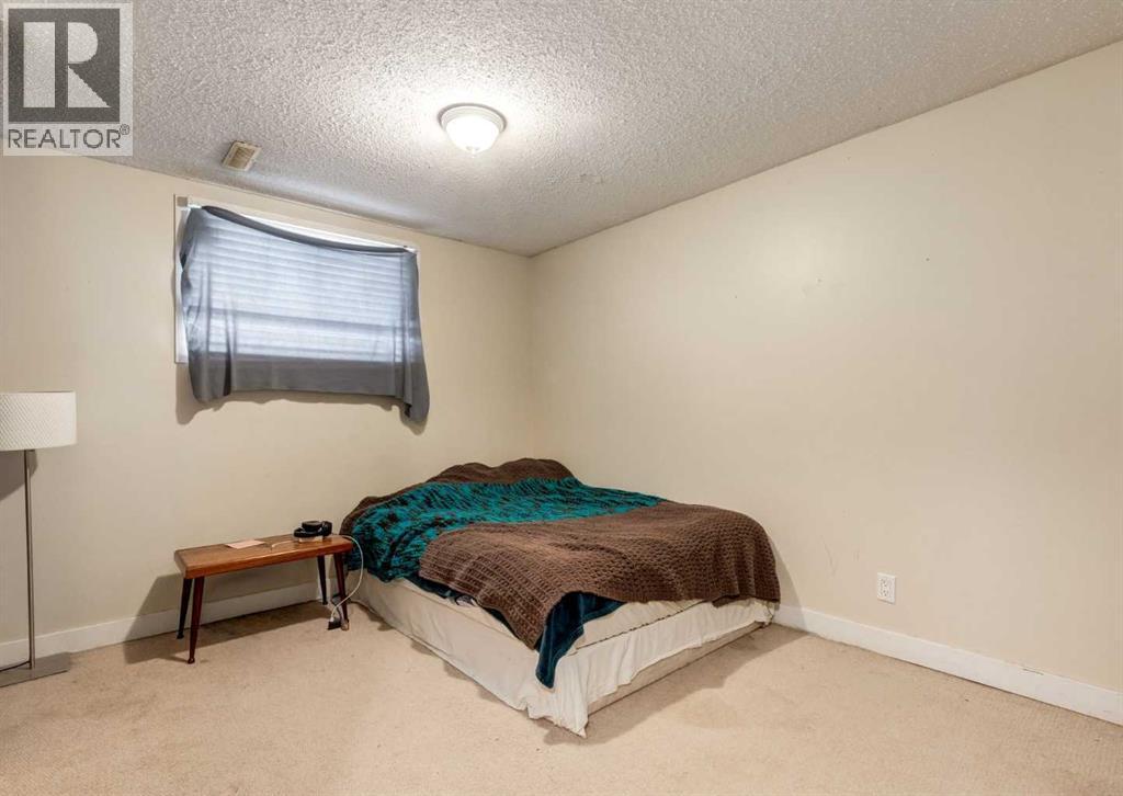 7 Lake Sylvan Close SE - Image 15