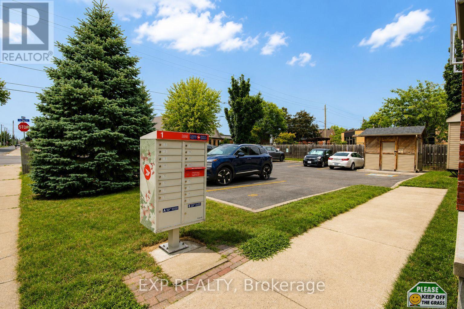#2 127 THIRD STREET W - 13