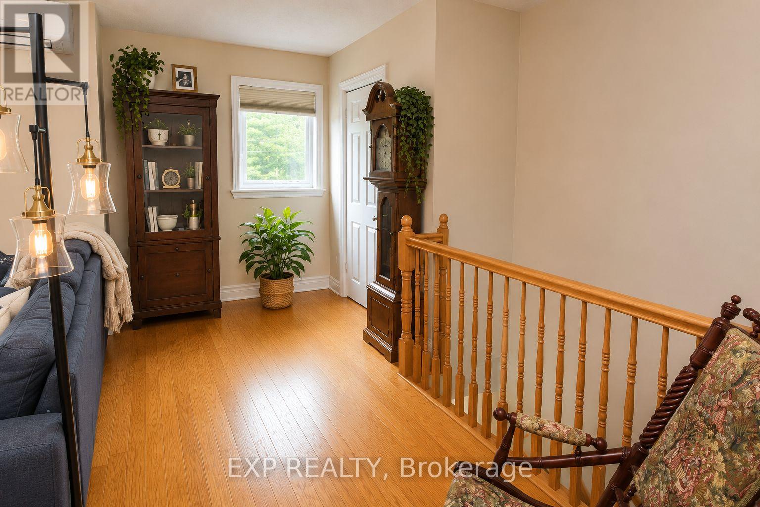 #2 127 THIRD STREET W - 3