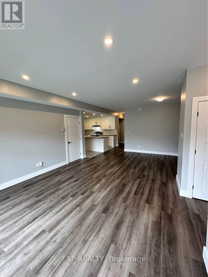 255 PRESLAND ROAD - 41