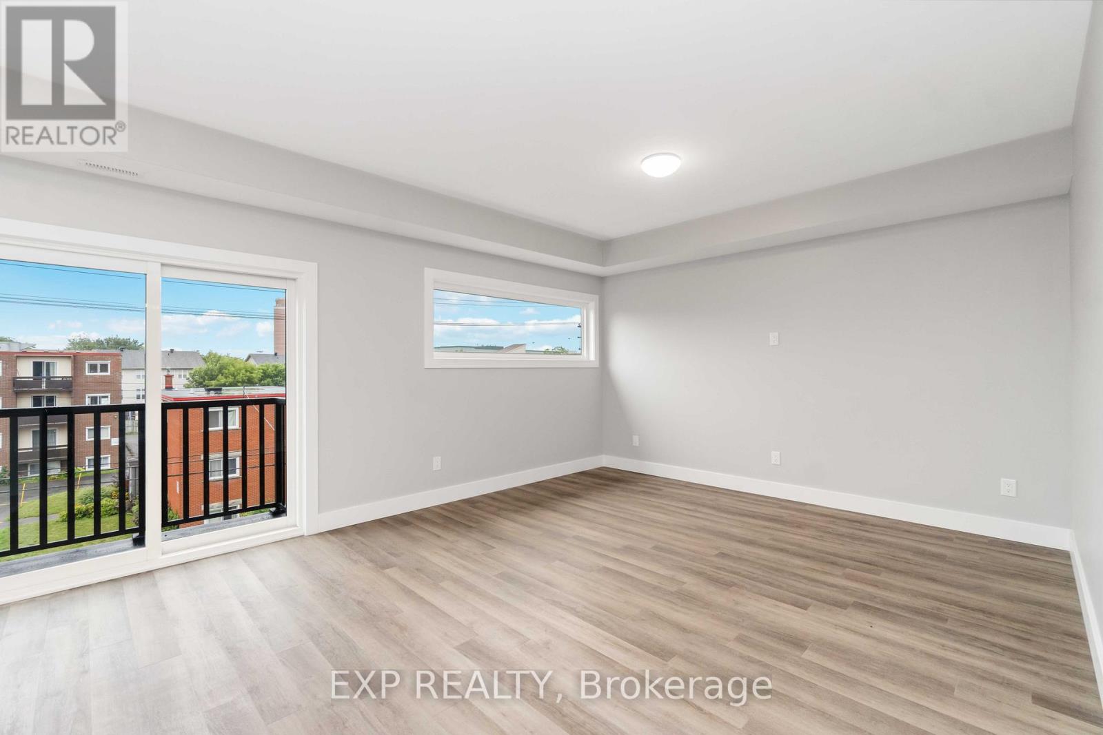 255 PRESLAND ROAD - 5