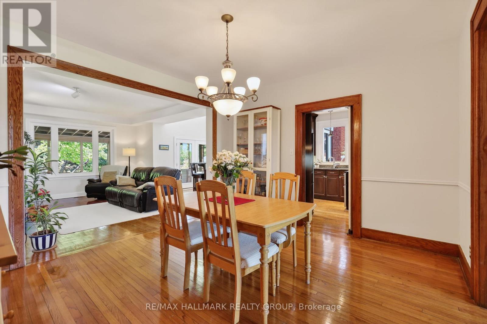2043 RIVERSIDE DRIVE - 15