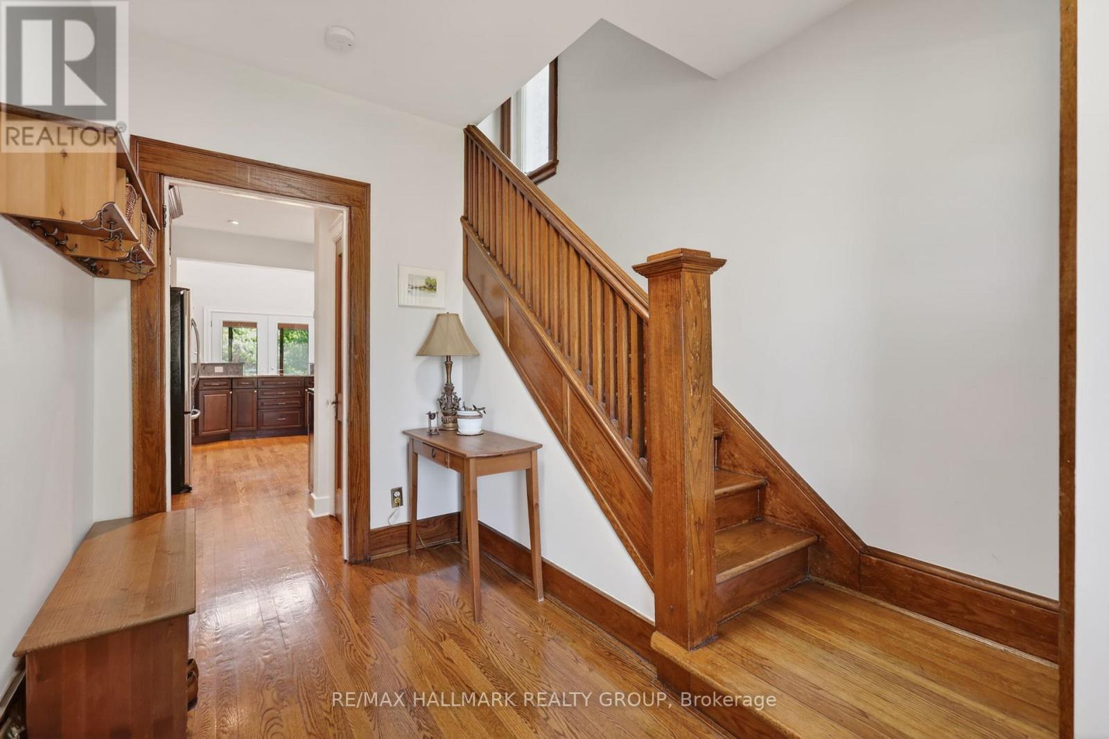 2043 RIVERSIDE DRIVE - 3