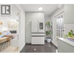 305 1009 Howay Street, New Westminster, BC V3M6R1 Photo 8