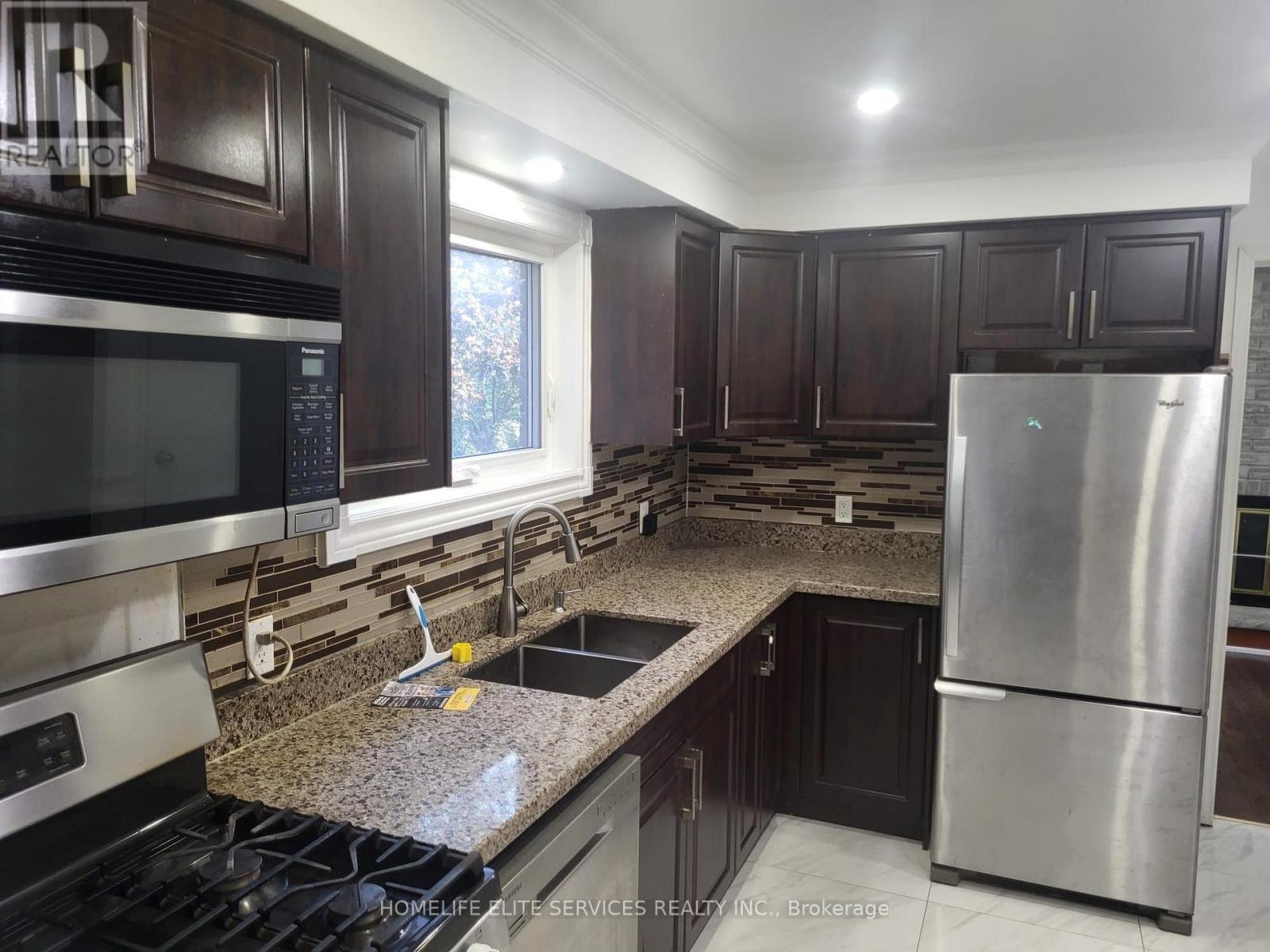 43 BELLWOOD DRIVE - 8