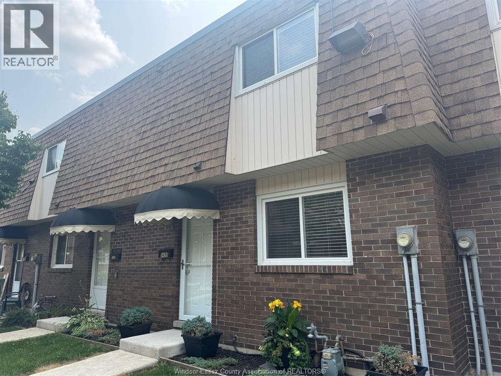 5458 LASSALINE AVENUE - 1