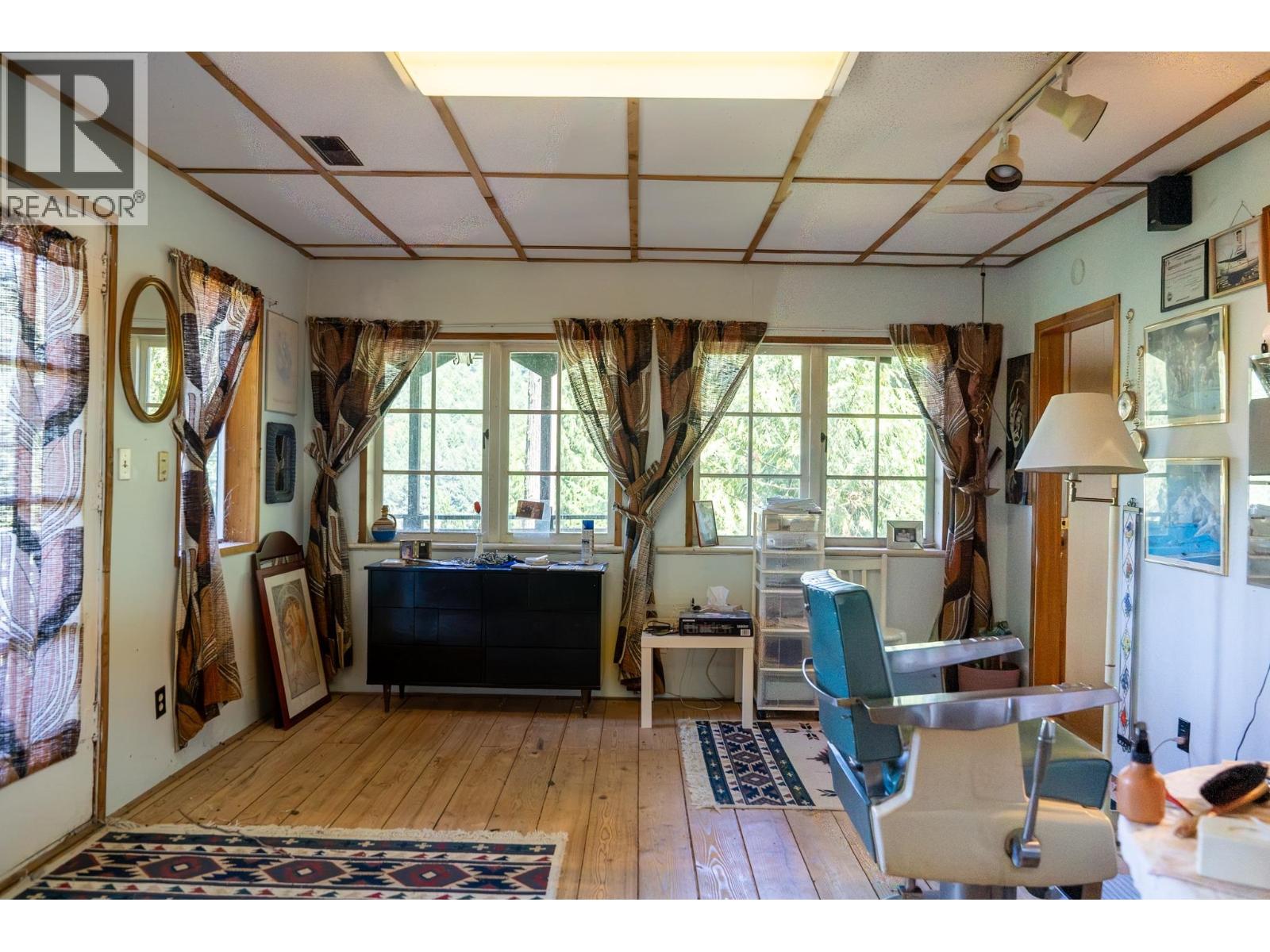 2610 GUNWHALE ROAD, Pender Island