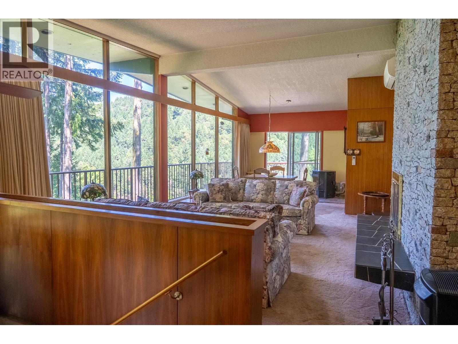 2610 GUNWHALE ROAD, Pender Island