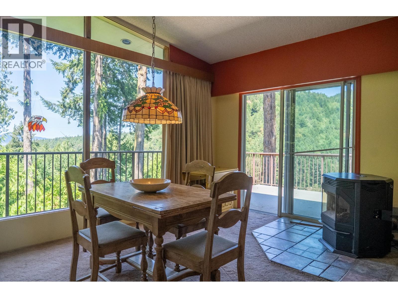 2610 GUNWHALE ROAD, Pender Island