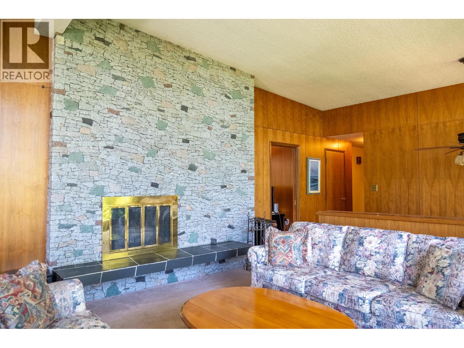 2610 GUNWHALE ROAD, Pender Island