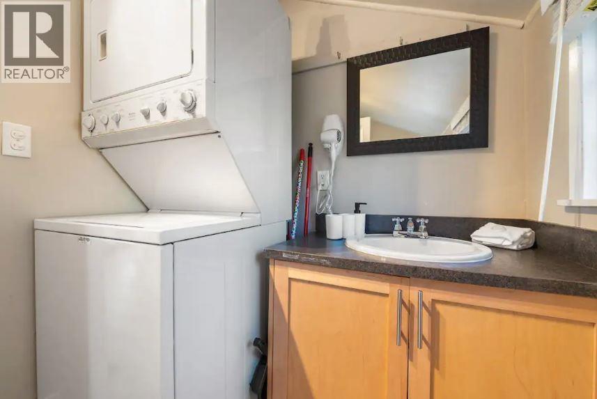 1 Bed, 1 Bath House for Rent in Vancouver – Coach 545 ATLANTIC STREET, Vancouver – MLS# R3149013 - Image 16