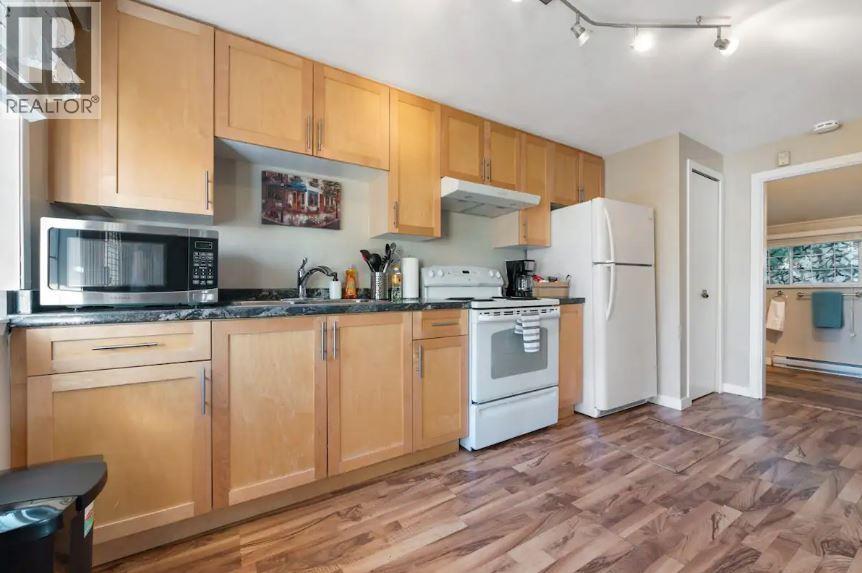 1 Bed, 1 Bath House for Rent in Vancouver – Coach 545 ATLANTIC STREET, Vancouver – MLS# R3149013 - Image 4