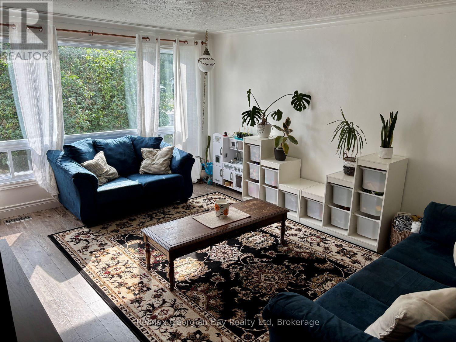 11 JOHN STREET - 6