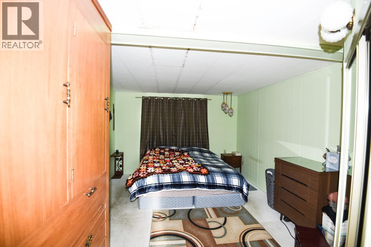 7520 WEST SUBDIVISION Road - 31