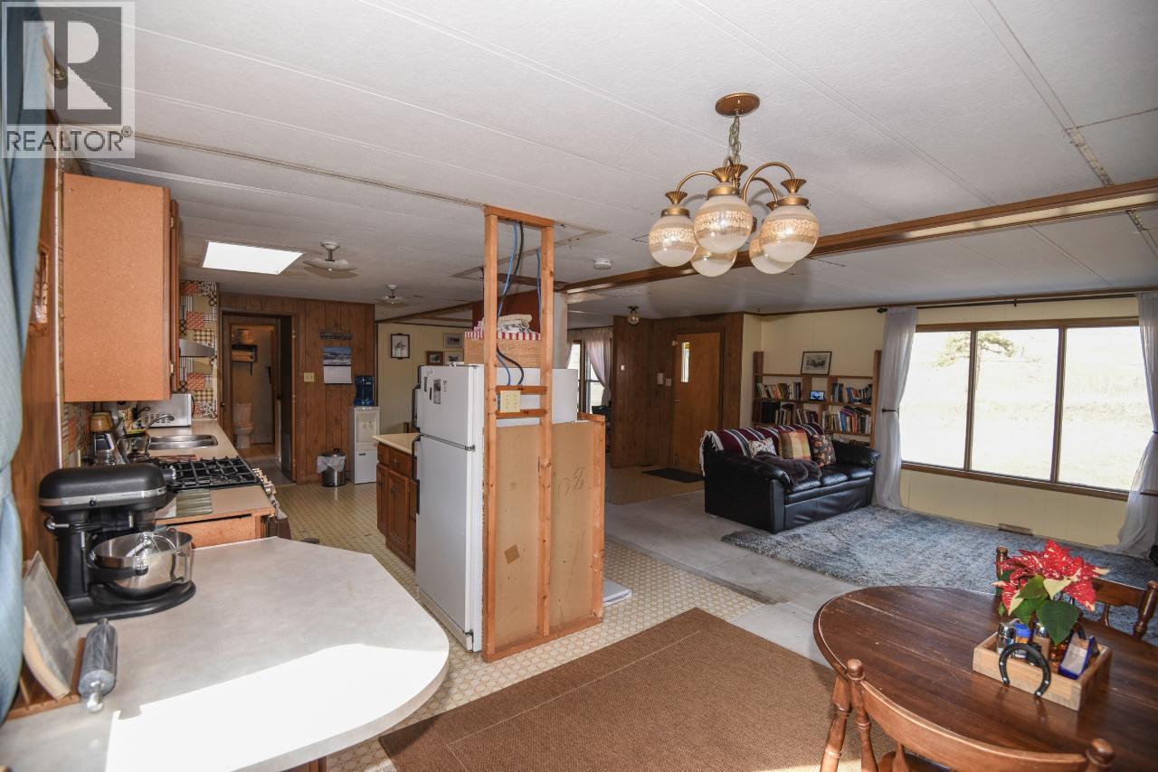 7520 WEST SUBDIVISION Road - 8